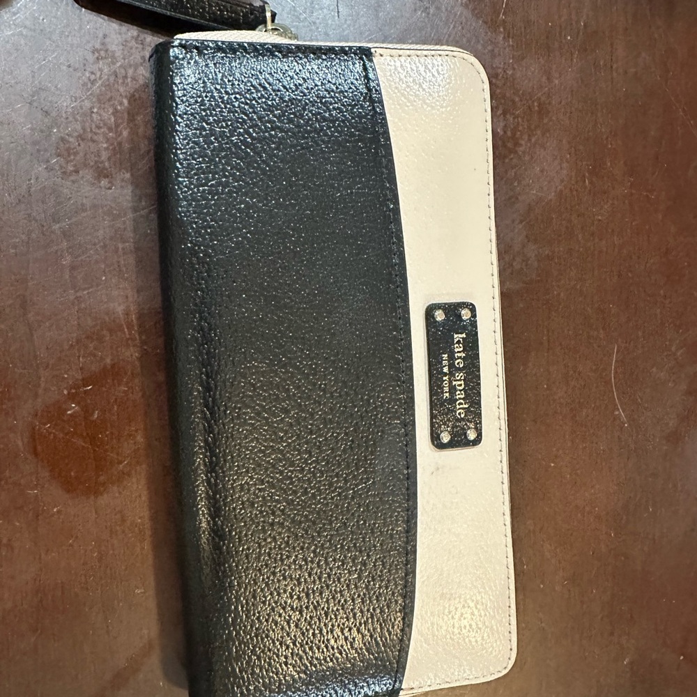 Kate Spade Black and Cream Phone Case